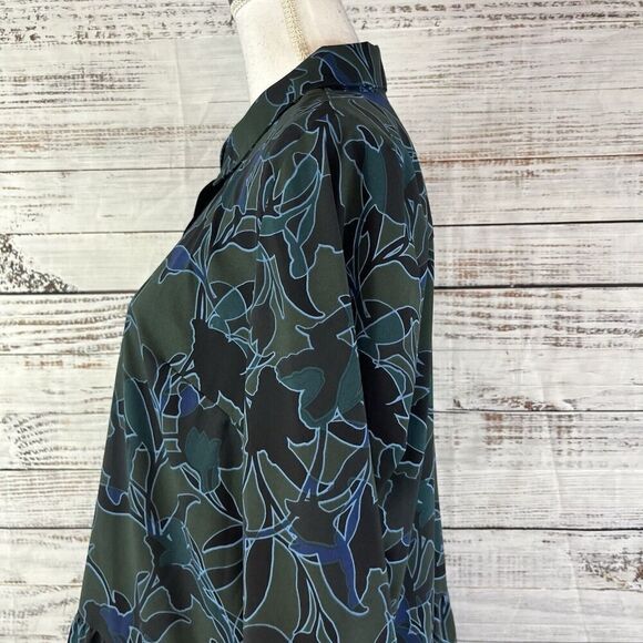LOGO Lori Goldstein Blouse Tunic size Medium Olive Green Blue Floral Ruffle Slim - Picture 8 of 12